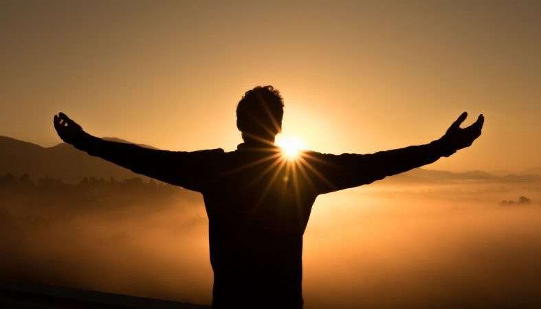 Terapia Gestalt: Una Mirada Holística al Bienestar Emocional.